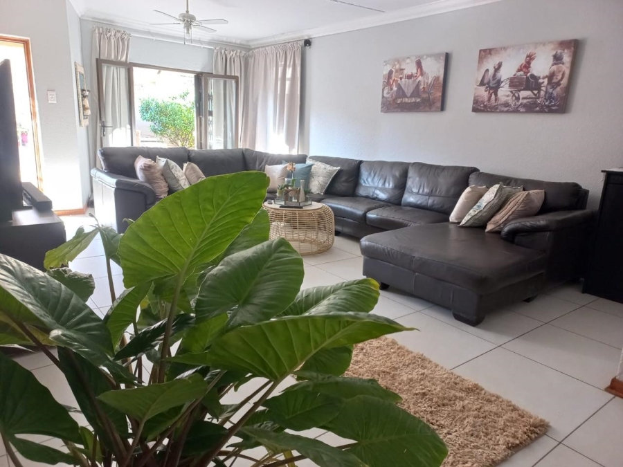 3 Bedroom Property for Sale in Riebeeckstad Free State